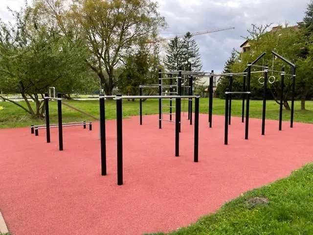 Premium V Z Garazem Lägenhet