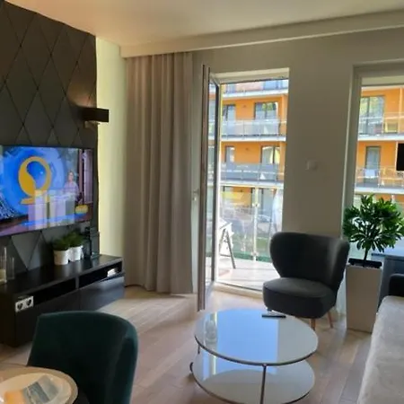 Premium V Z Garazem Kolobrzeg